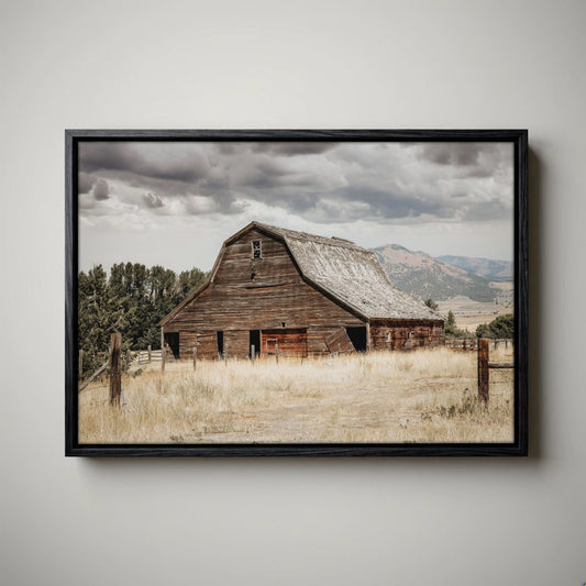 Rustic Wall Decor - Old Barn Canvas Print