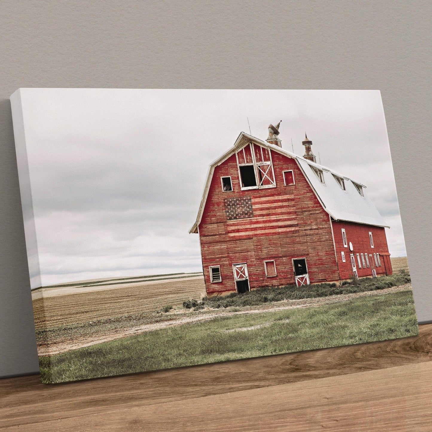 Old Red Barn and American Flag Wall Art Canvas-Unframed / 12 x 18 Inches Wall Art Teri James Photography