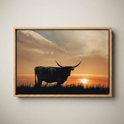 Texas Longhorn Canvas Print – Rustic Sunset Canvas-Natural Oak Float Frame / 12 x 18 Inches