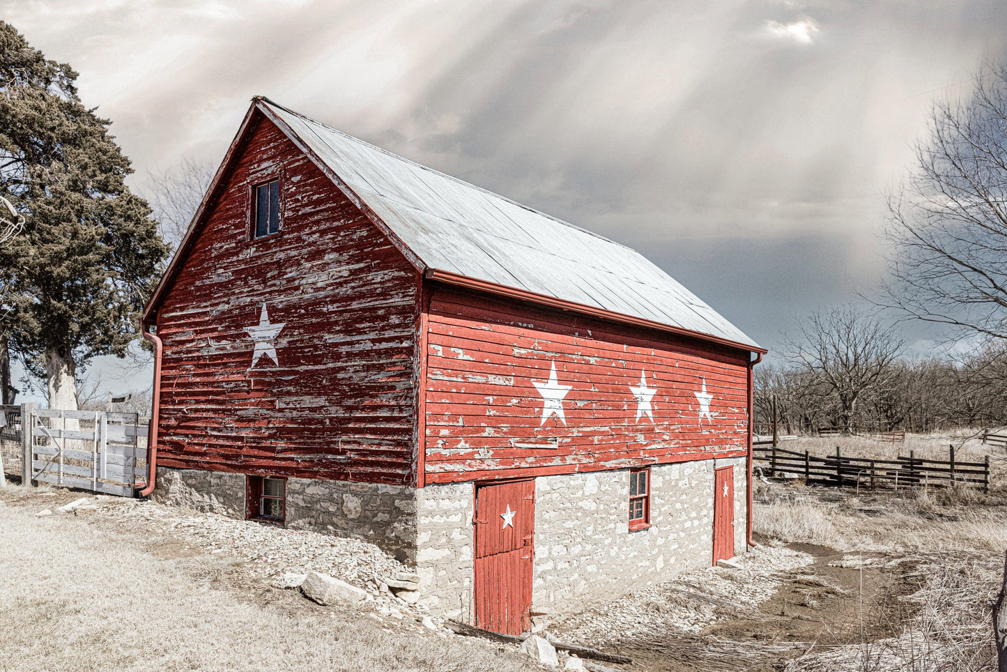 Teri James Photography Wall Art Mounted Photo Print / 12 x 18 Inches Americana Wall Art Canvas- Old Red Barn with Stars
